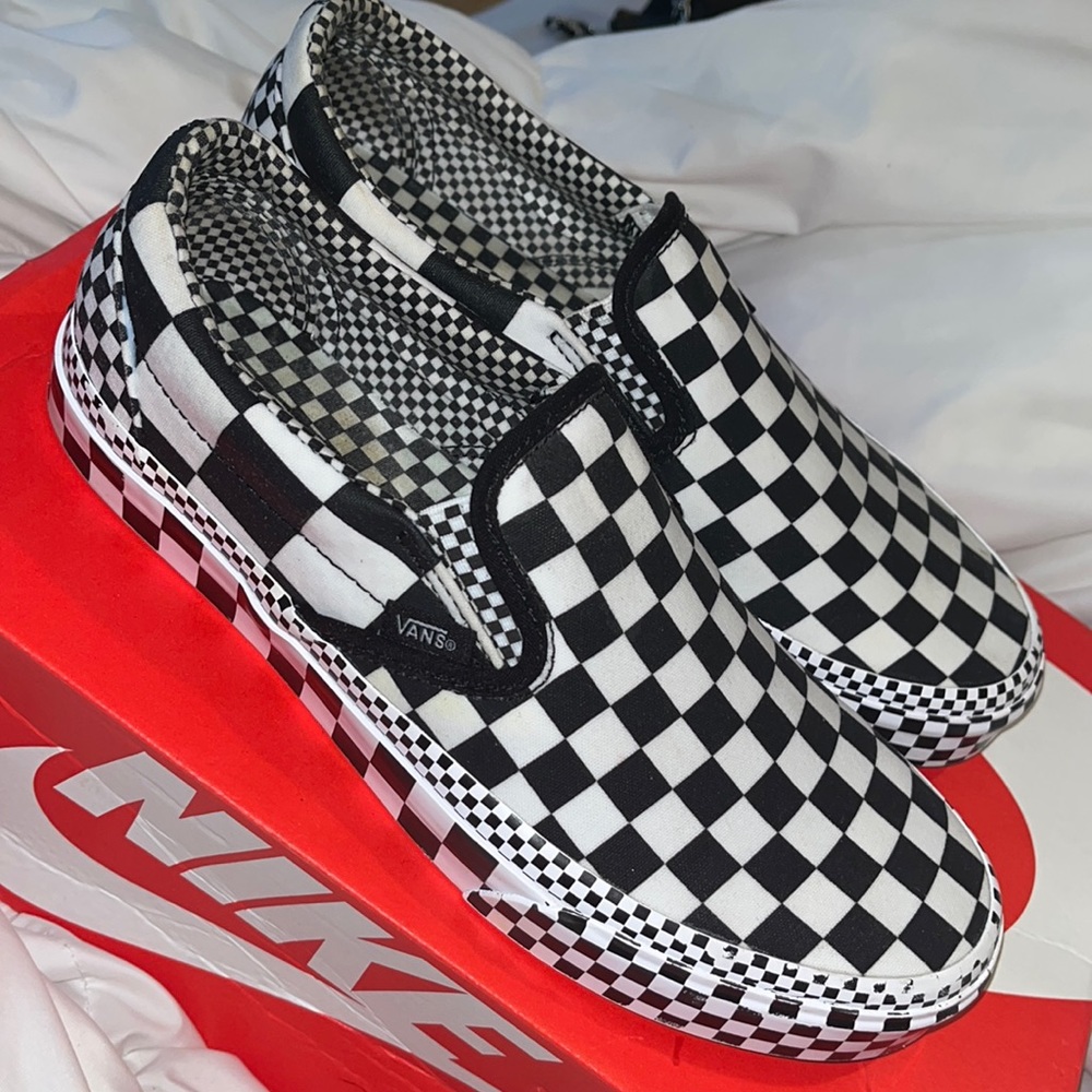 Classic slip on checkerboard vans black and white Sz 9.5 women  8 mens